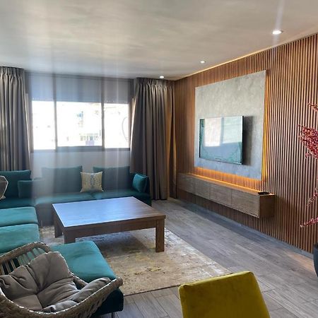 Central Apartment In The Heart Of Tangier Bagian luar foto