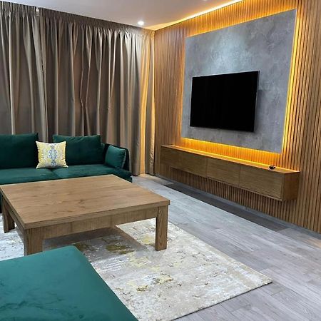 Central Apartment In The Heart Of Tangier Bagian luar foto